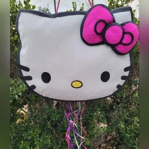 Handmade custom Hello kitty Traditional Mexican Piñata 🪅 Pull String